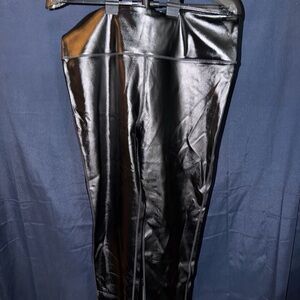 MR Basics Black Leggings